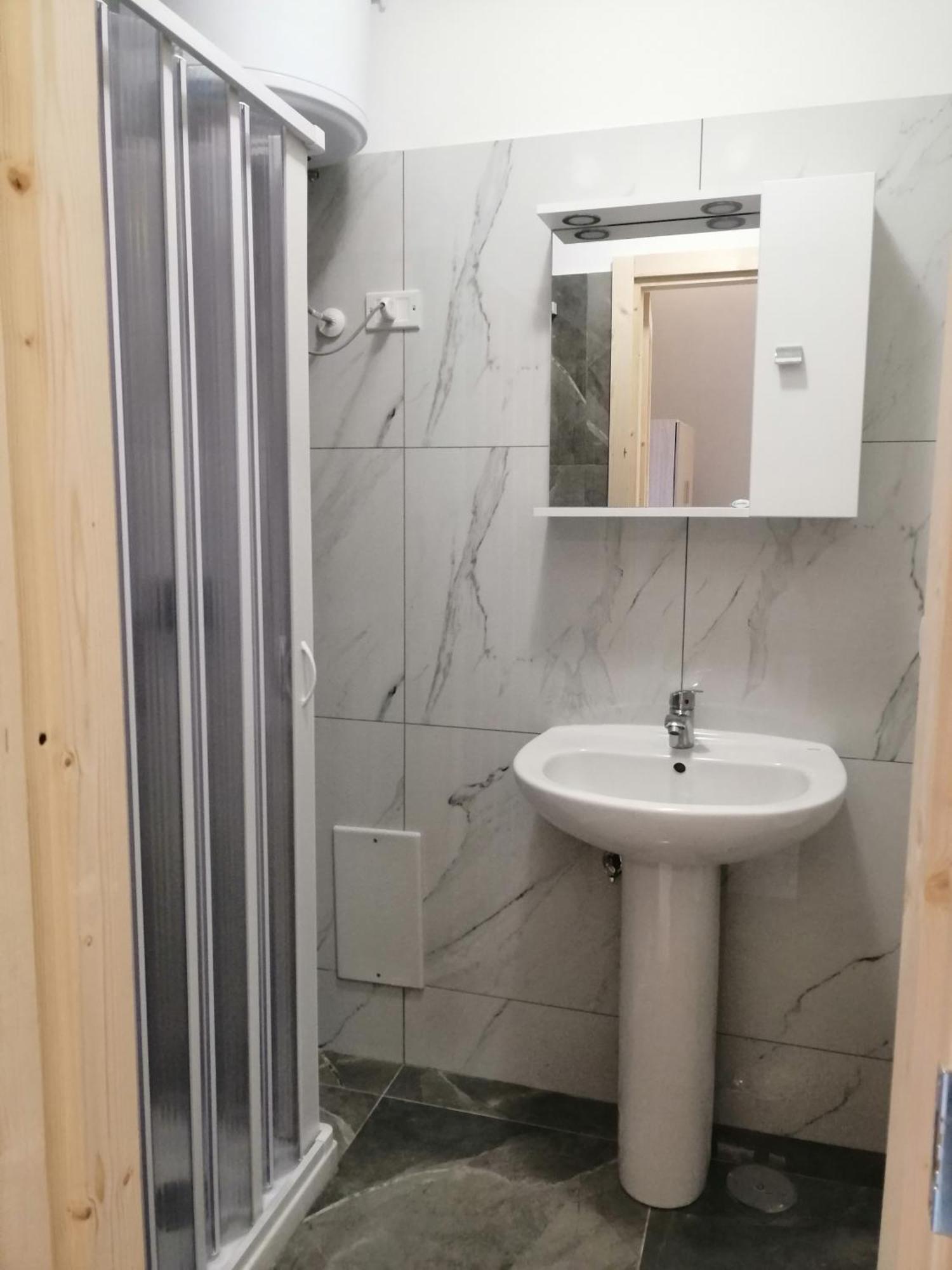 Guest House Francesco Наполи Екстериор снимка